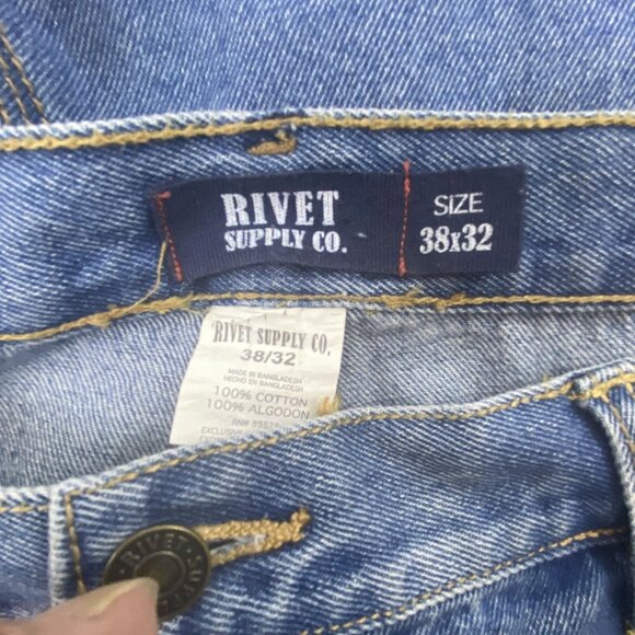 Rivet Supply Co. Classic Medium Wash Blue Jeans Men's Size 38x32 100% Cotton - Picture 3 of 10